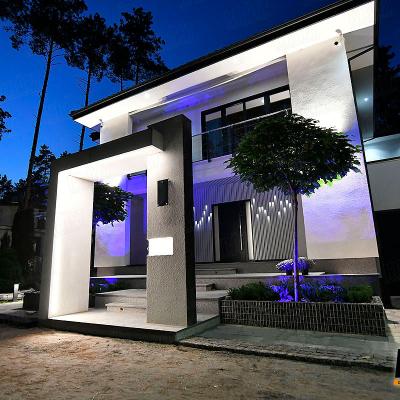 Будинок, рейковий фасад з підсвіткою / House, rail facade with lighting